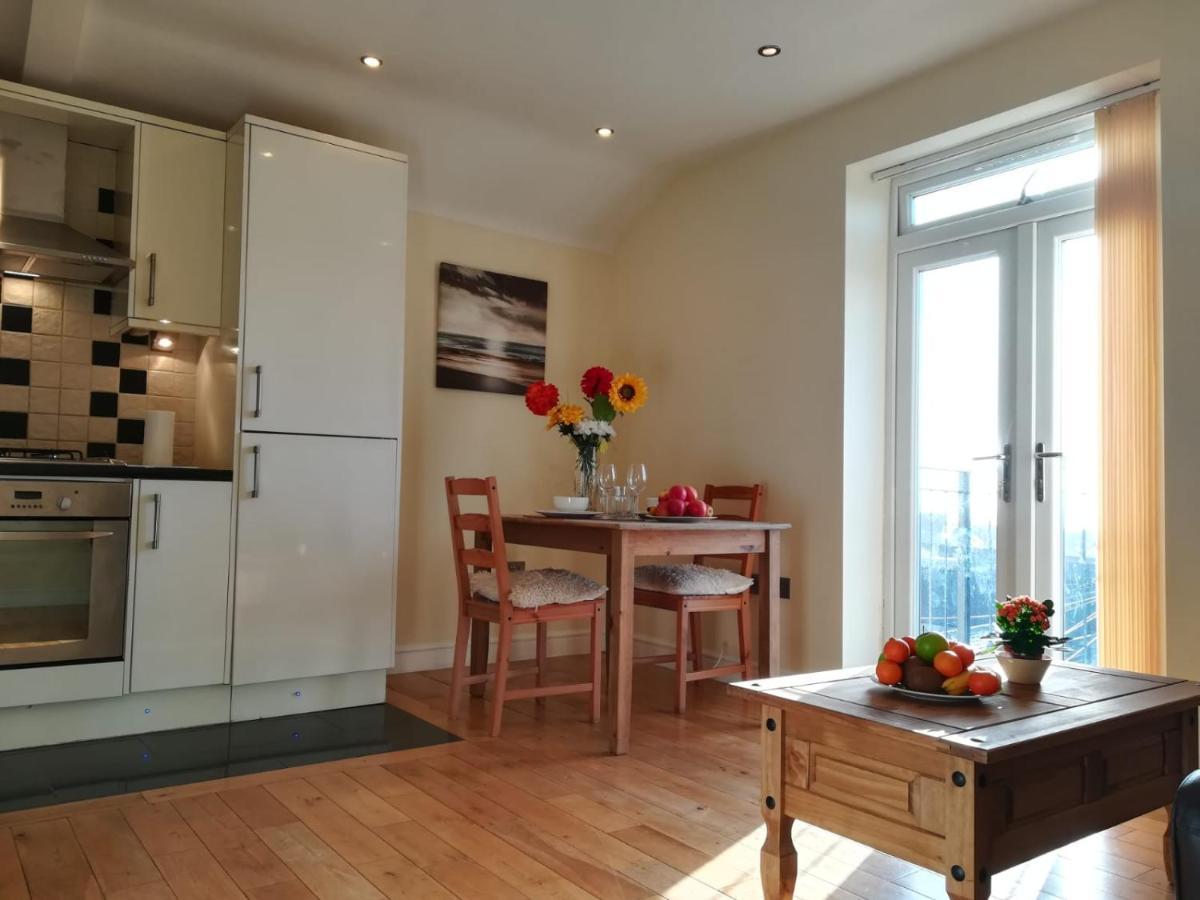 Bright, Modern 1 Bedroom Apartment, Uplands, Swansea Exterior photo